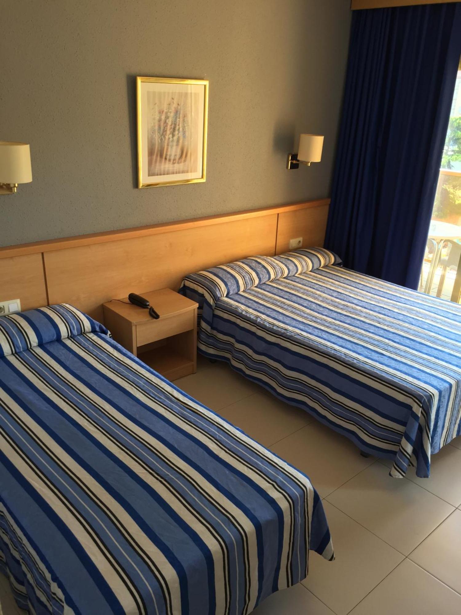 Hotel Bon Repos Calella Rum bild